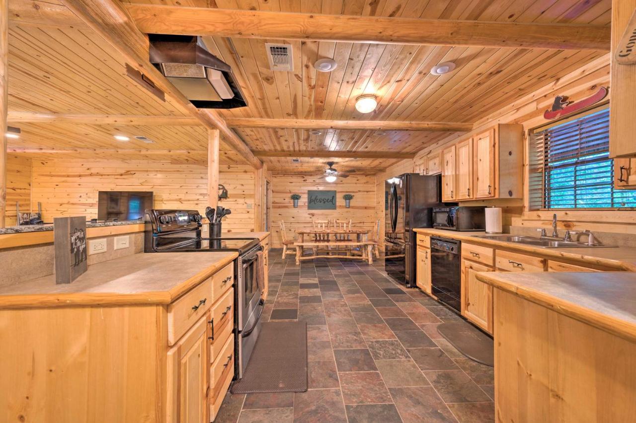 Broken Bow Retreat On 2 Acres With Hot Tub And Deck! Βίλα Εξωτερικό φωτογραφία