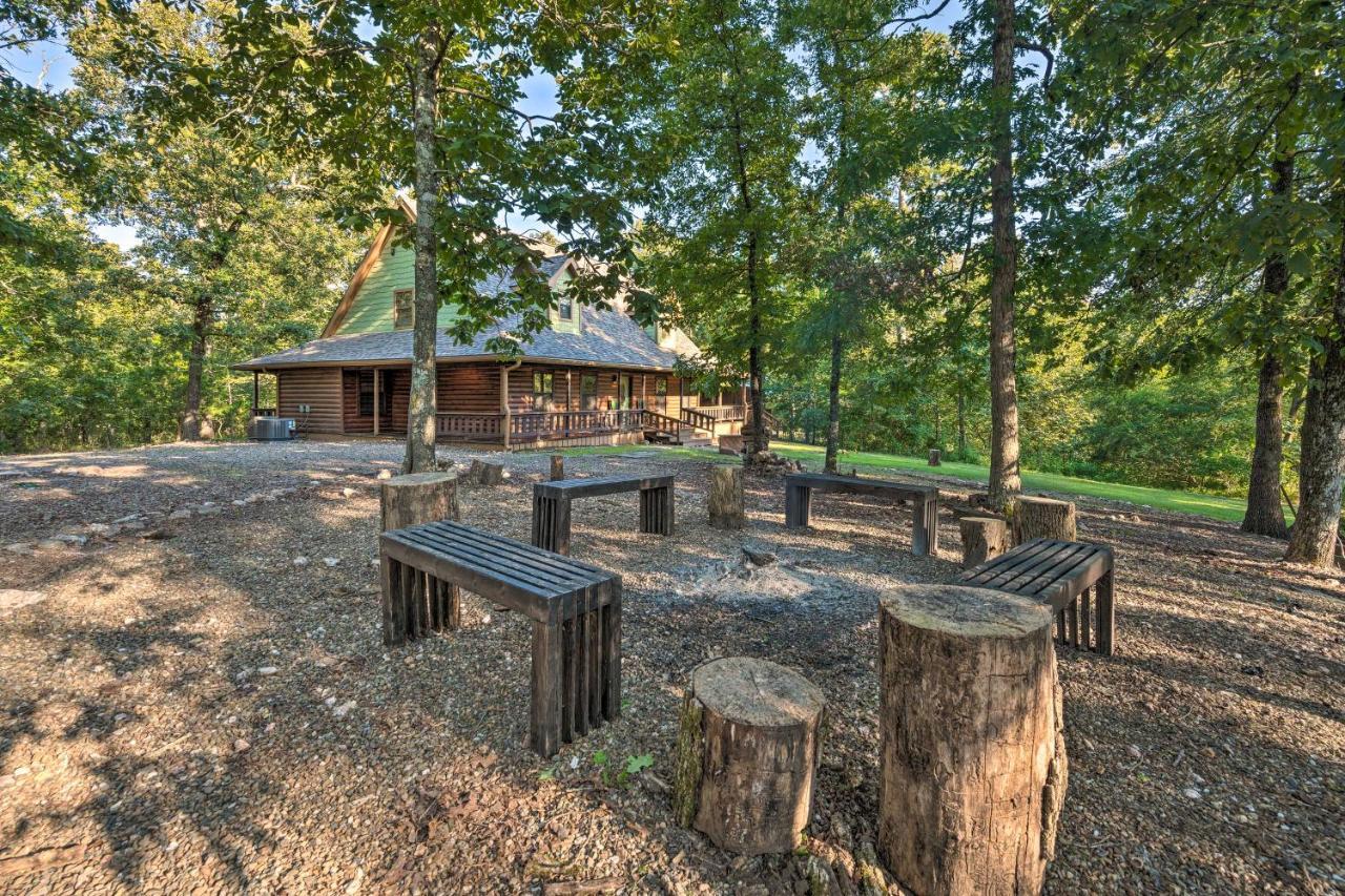 Broken Bow Retreat On 2 Acres With Hot Tub And Deck! Βίλα Εξωτερικό φωτογραφία