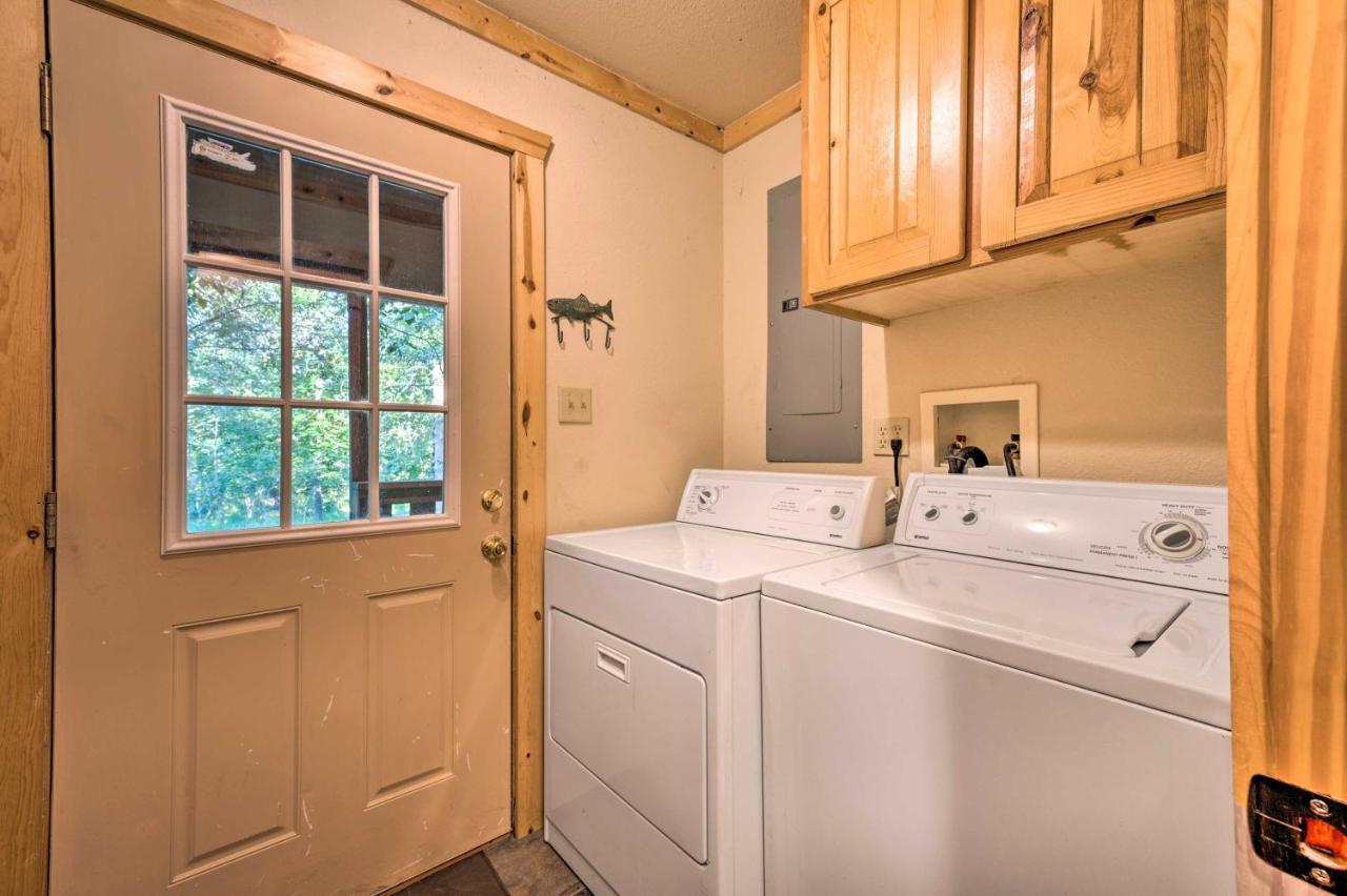 Broken Bow Retreat On 2 Acres With Hot Tub And Deck! Βίλα Εξωτερικό φωτογραφία