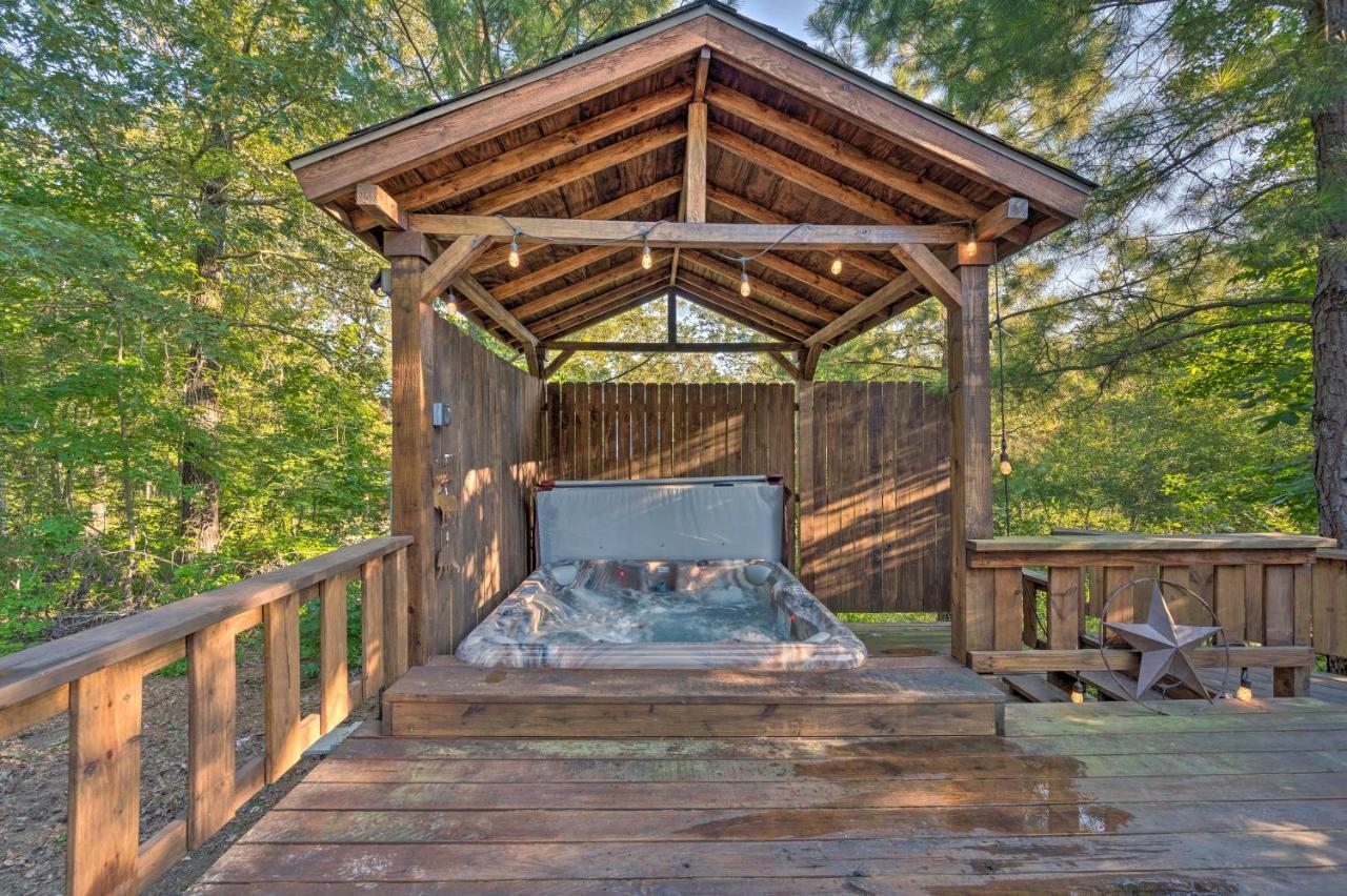 Broken Bow Retreat On 2 Acres With Hot Tub And Deck! Βίλα Εξωτερικό φωτογραφία